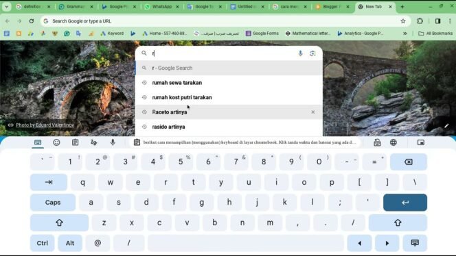 
Cara Menampilkan (menggunakan) Keyboard di Layar Laptop Chromebook