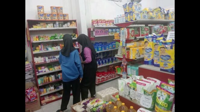 
					Video Wikenz Mart di Purwoasri Kediri