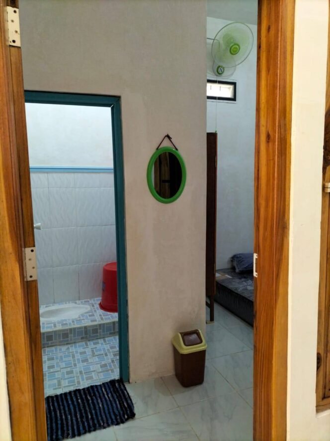 
Kamar kost disewakan di Mrican Kediri (dekat UB)